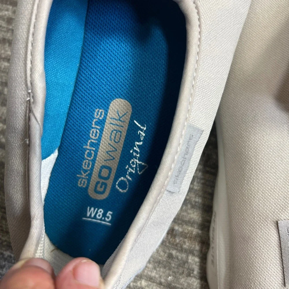 Skechers GOwalk Original Slip On Womens Walking Shoes Resalyte Gray Size 8.5